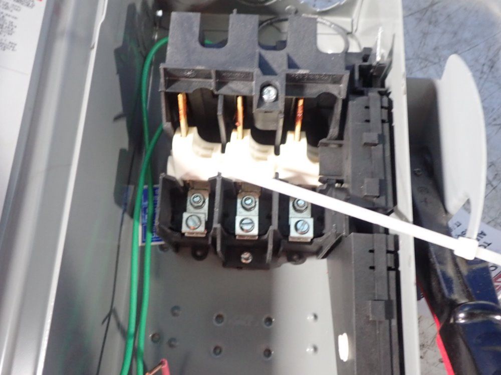 Swuare D Non Fusible Disconnect