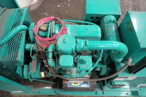 Onan 20 Kw 20 Es Generator - 20 Es