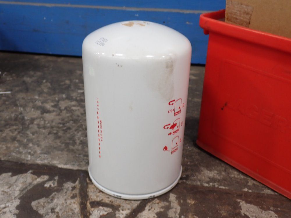 Fleet Guard Filter Elements