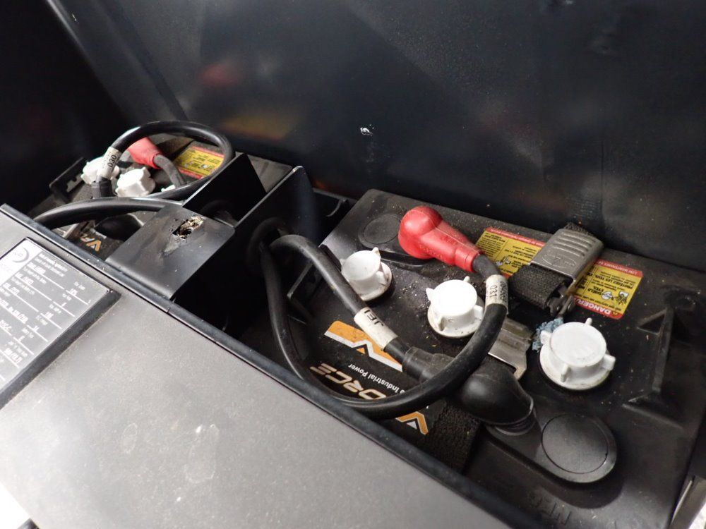 Crown 4500# Wp3035-45/e Electric Pallet Jack - Wp3035-45/e