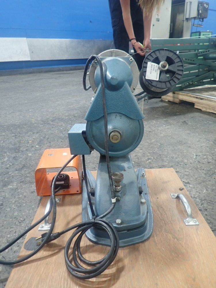 New Jersey Wire Stitching Company Wire Stitcher