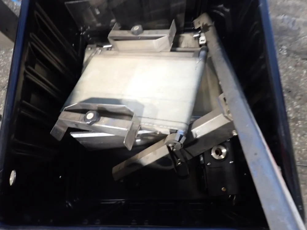 Ishida 1.2kg Dacs-wn-012-sb/pb-i Check Weigh Scale - Dacs-wn-012-sb/pb-i