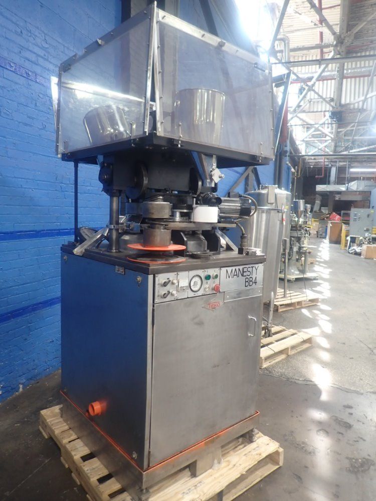 Manesty Tablet Press