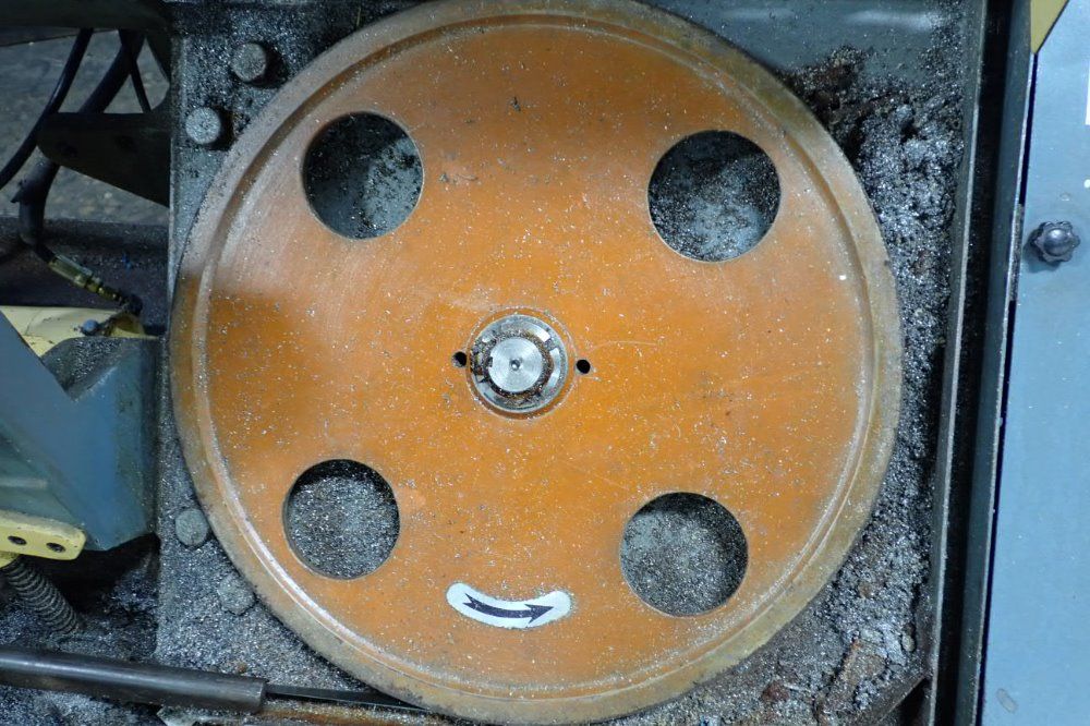 Lux Saw Horizontal Band Saw