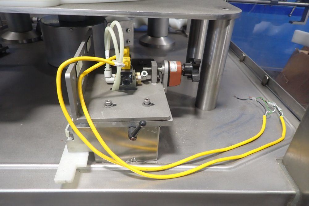 Fowler Zalkin Ca8 360 8 Head Rotary Capper Machine - Cas 360