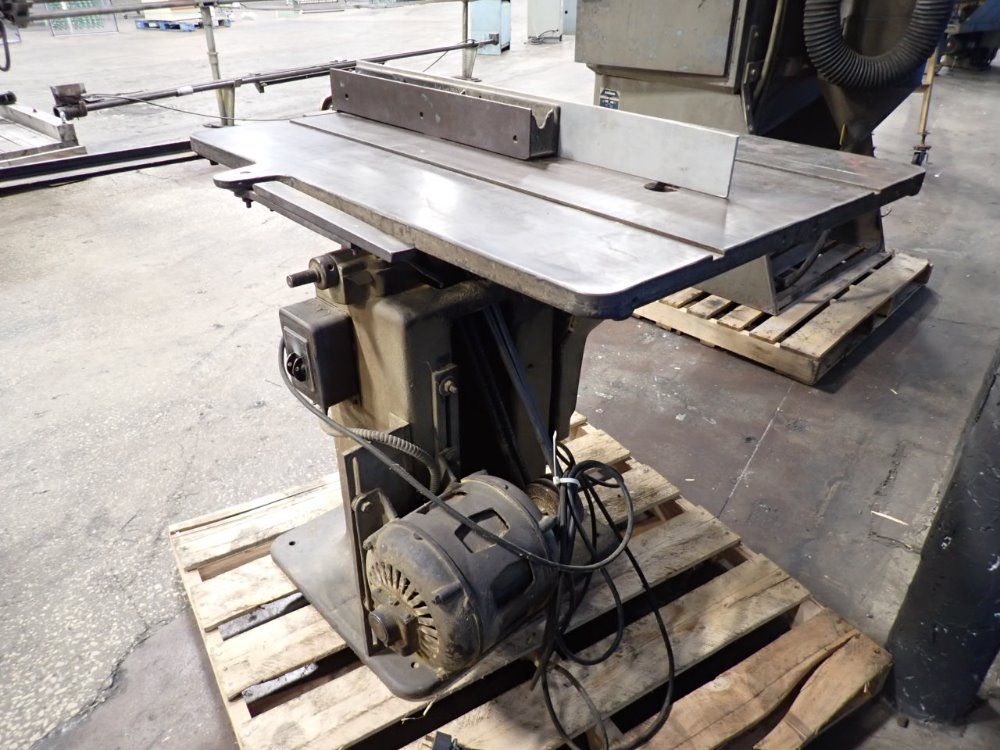 F.h. Clemens Table Saw