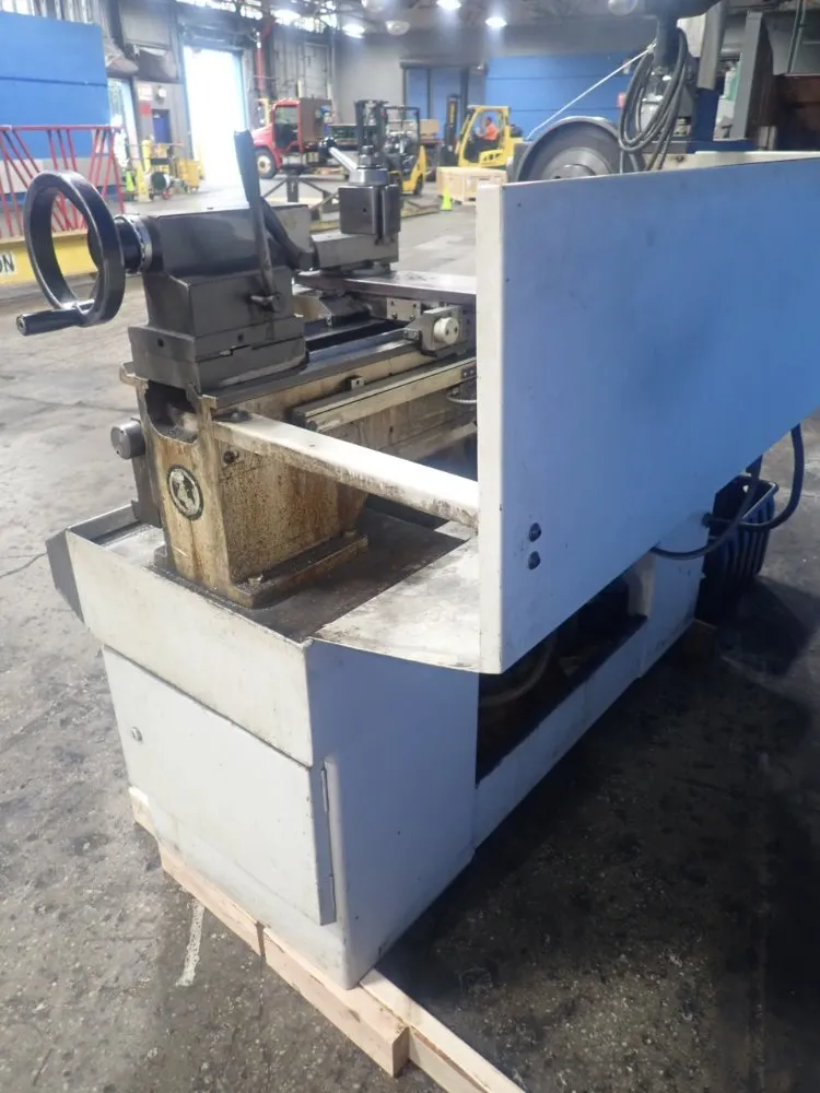 Clausing / 600 Lathes 13" / 19" X 30" Student 2500 Gap-bed Lathe - Student 2500