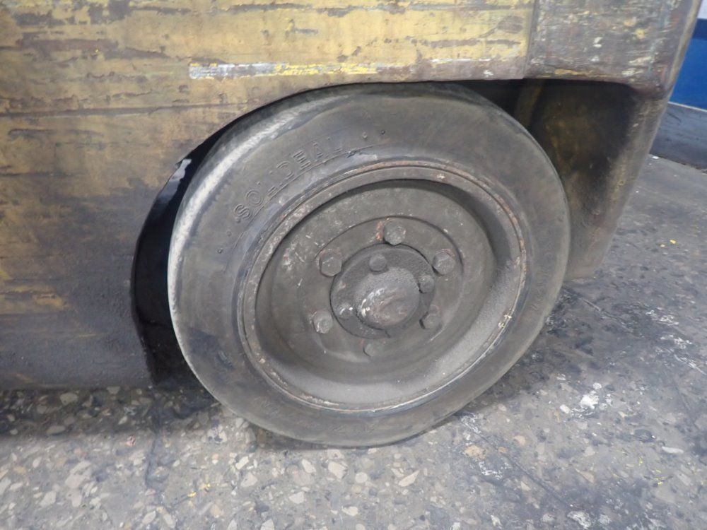 Clark 4000# Propane Forklift