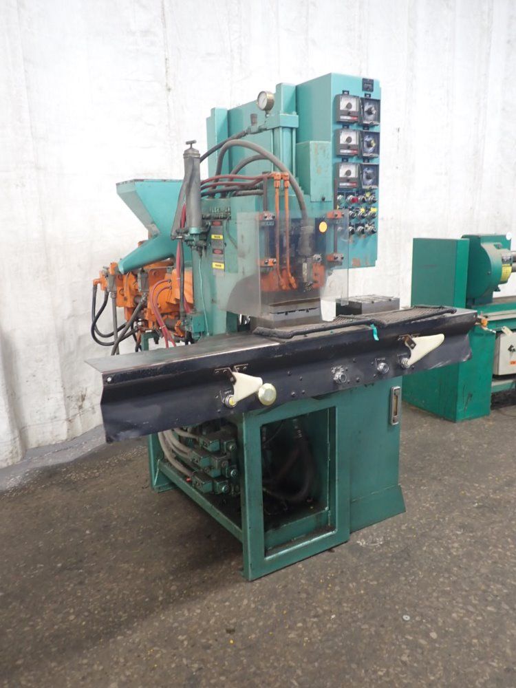 Autojector Vertical Injection Molding Press