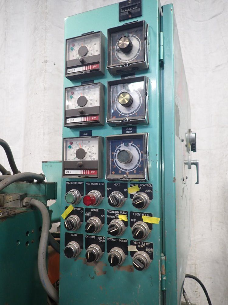 Autojector Vertical Injection Molding Press