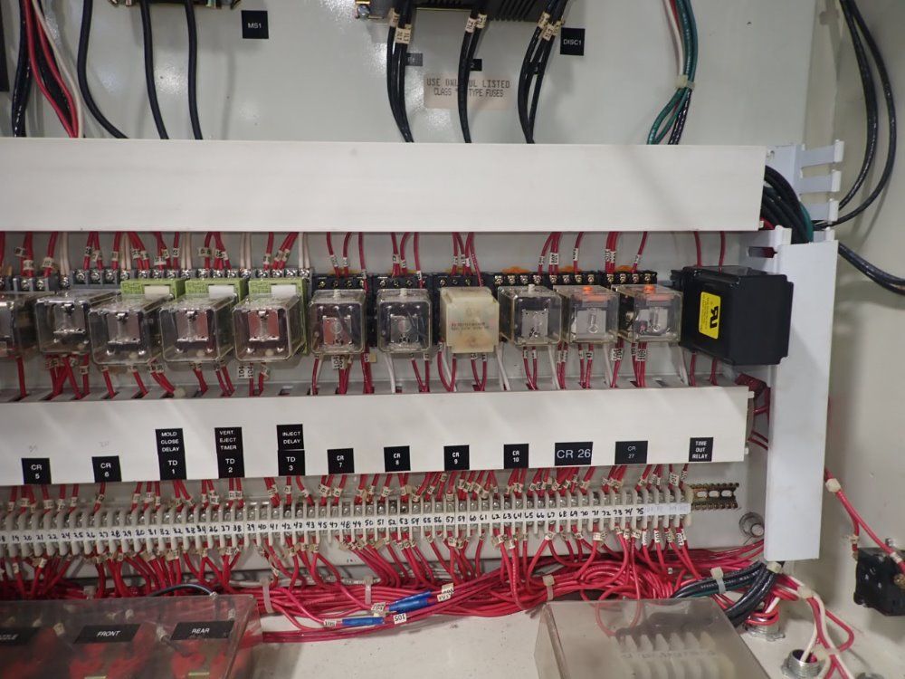 Autojector Vertical Injection Molding Press