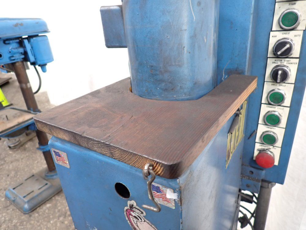 Mcfadden Chamfer Machiine