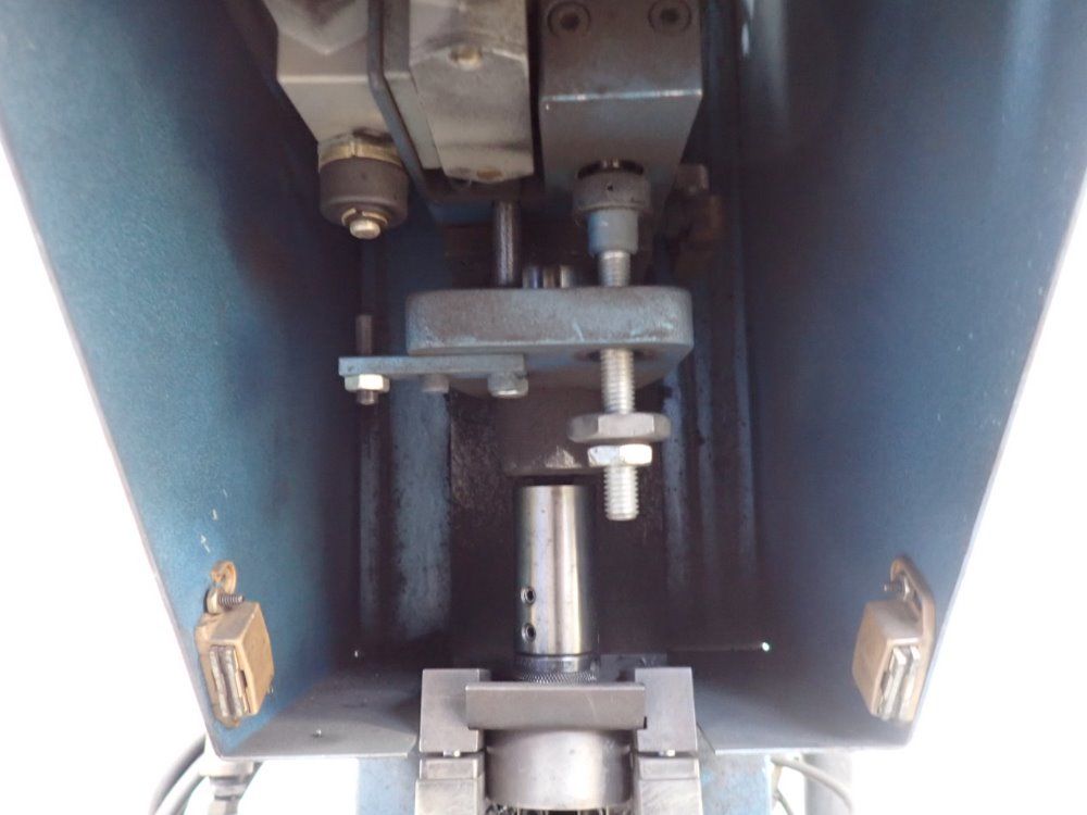 Mcfadden Chamfer Machiine