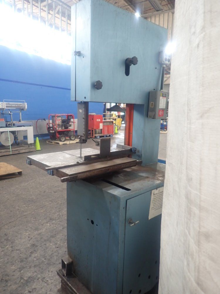 Roll-in Saw Vertical Bandsaw