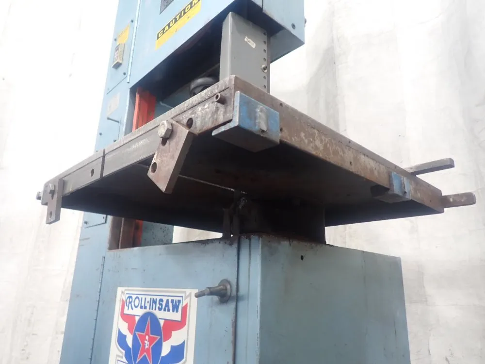 Roll-in Saw Vertical Bandsaw