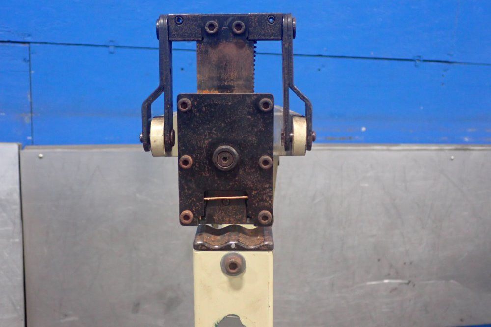 Boxer Pneumatic Stapling Machine