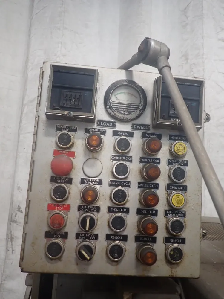 Litton Reed Thread Roller