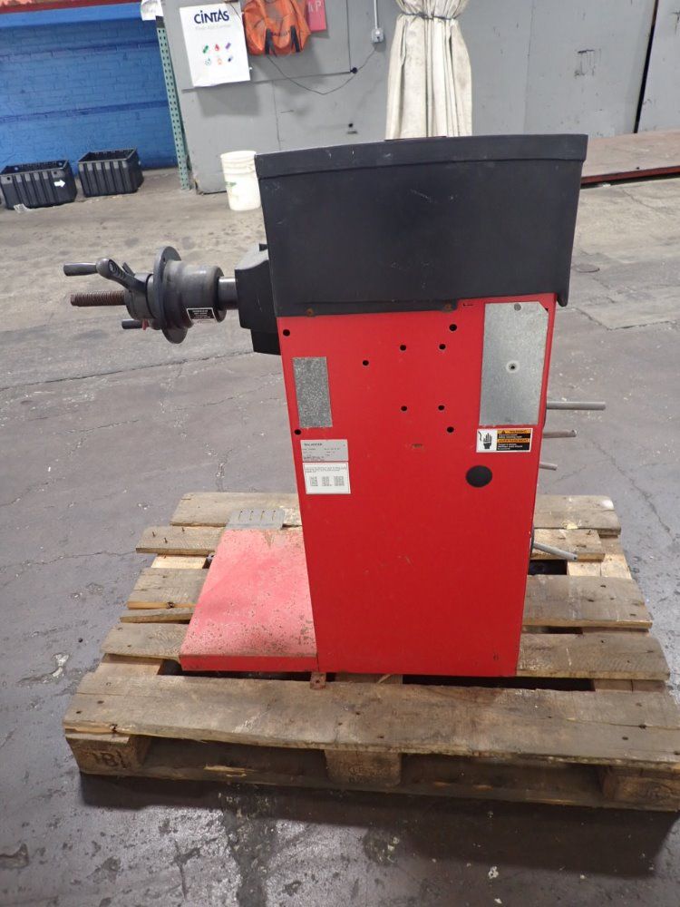 Snap-on Wheel Balancer