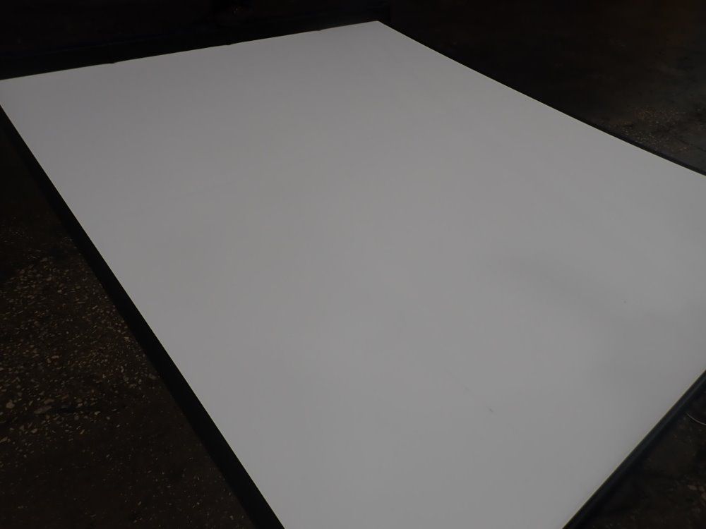 Bretford Projection Screen