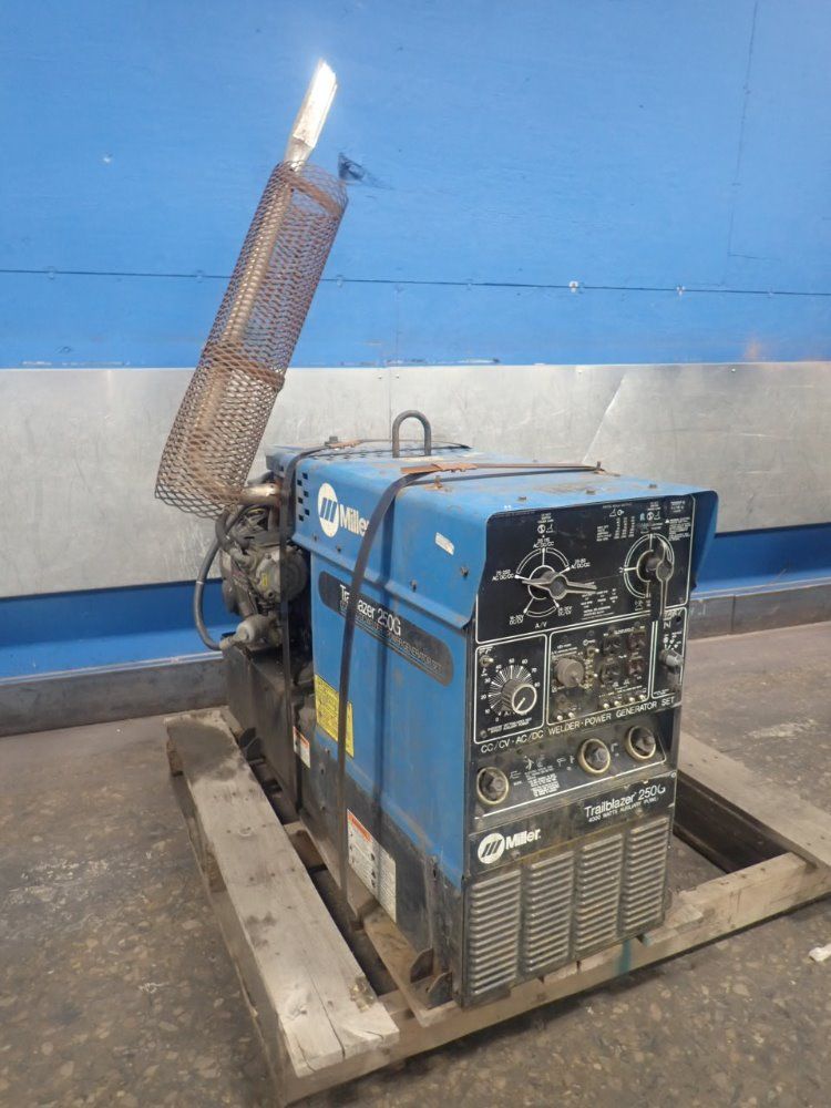 Miller 250a 4000w Trailblazer 250g Welder/generator - Trailblazer 250g