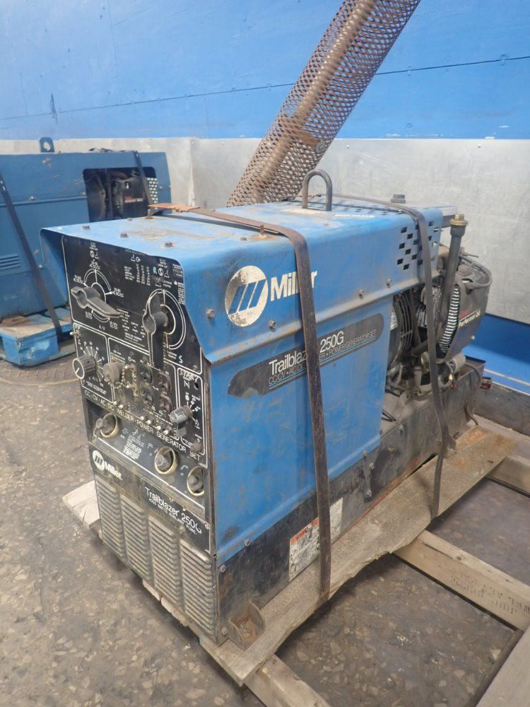 Miller 250a 4000w Trailblazer 250g Welder/generator - Trailblazer 250g