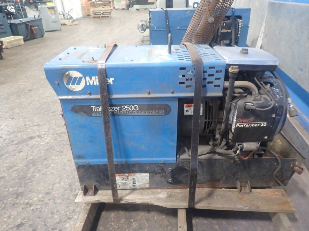 Miller 250a 4000w Trailblazer 250g Welder/generator - Trailblazer 250g