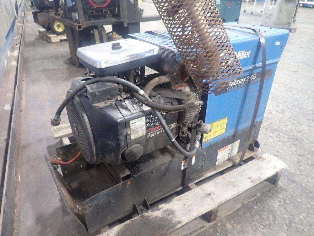 Miller 250a 4000w Trailblazer 250g Welder/generator - Trailblazer 250g