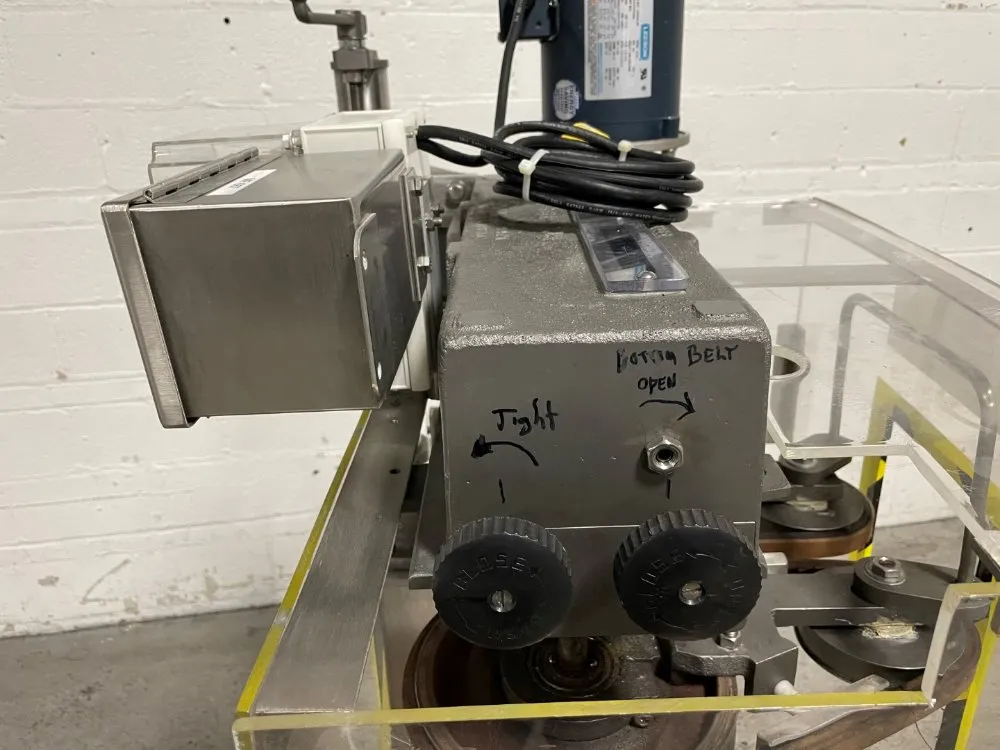  Inline Cap Torquer