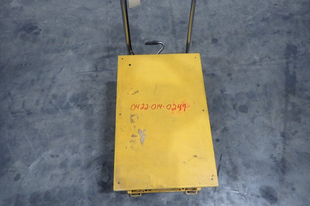 Wesco 330lbs Lift Table - Tf15