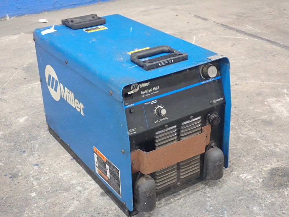 Miller 50.8a/19.2kw Arc Welder - Invision 456p