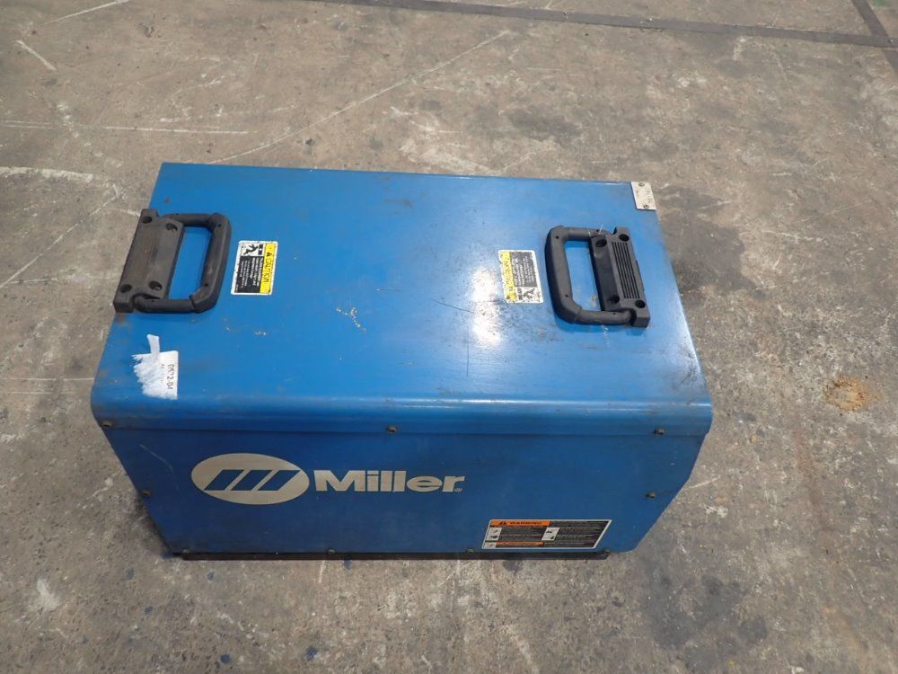 Miller 50.8a/19.2kw Arc Welder - Invision 456p