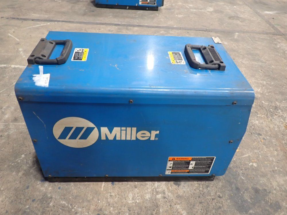 Miller 50.8a/19.2kw Arc Welder - Invision 456p