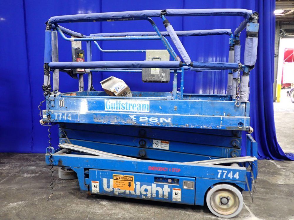 Upright 1000 Lbs 66100-010 Scissor Lift - 66100-010