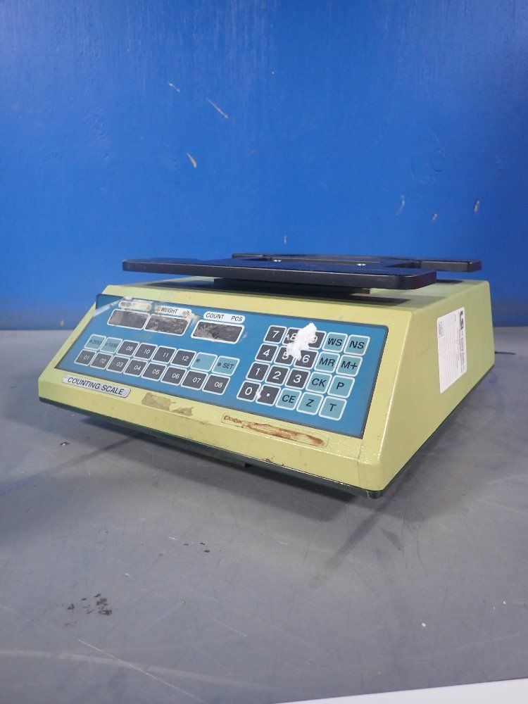 Universal Weight Scale