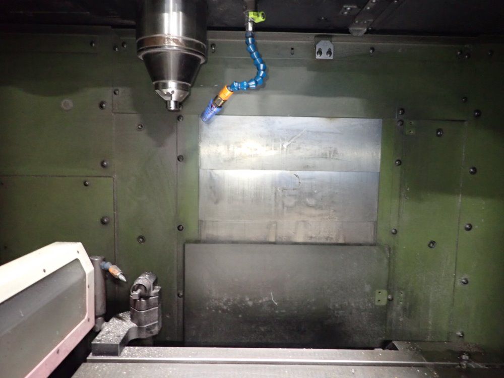 Makino Cnc Vmc