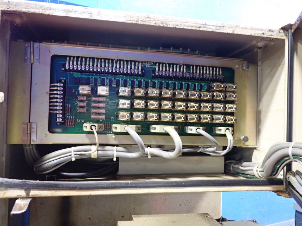 Cincom F-12 Cnc Lathe - F-12