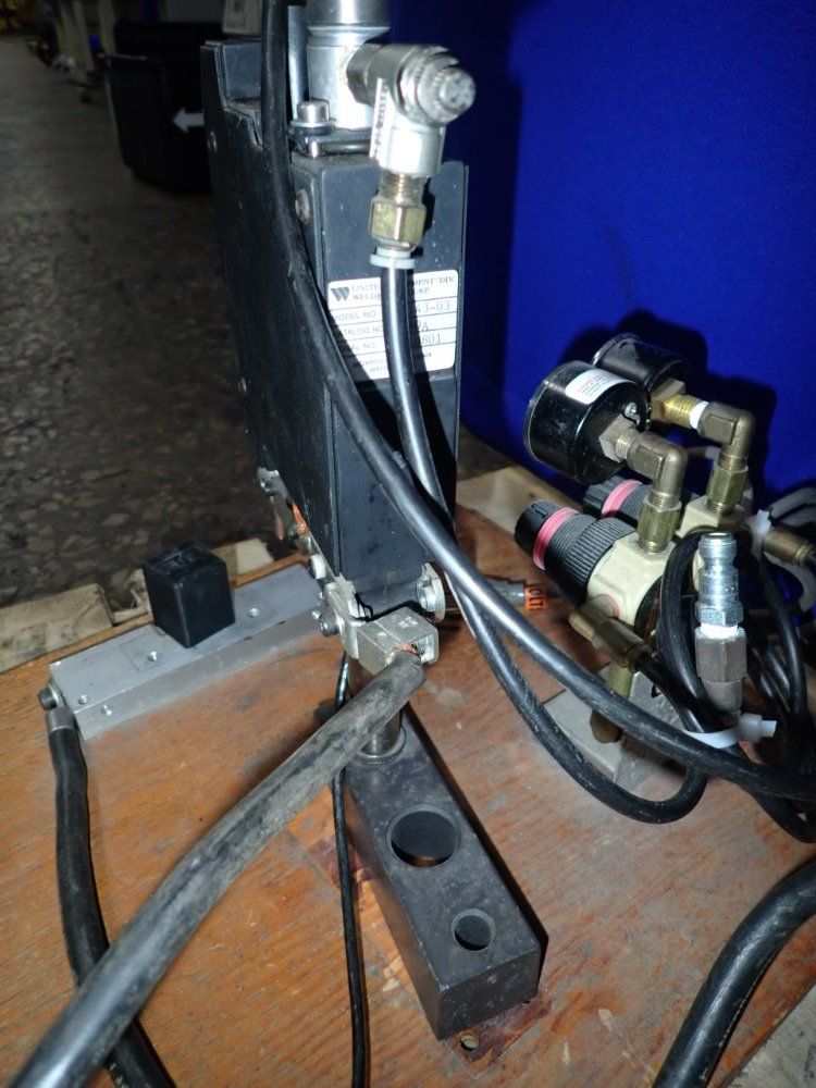 Unitek Equipment Ultrasonic Spot Welder