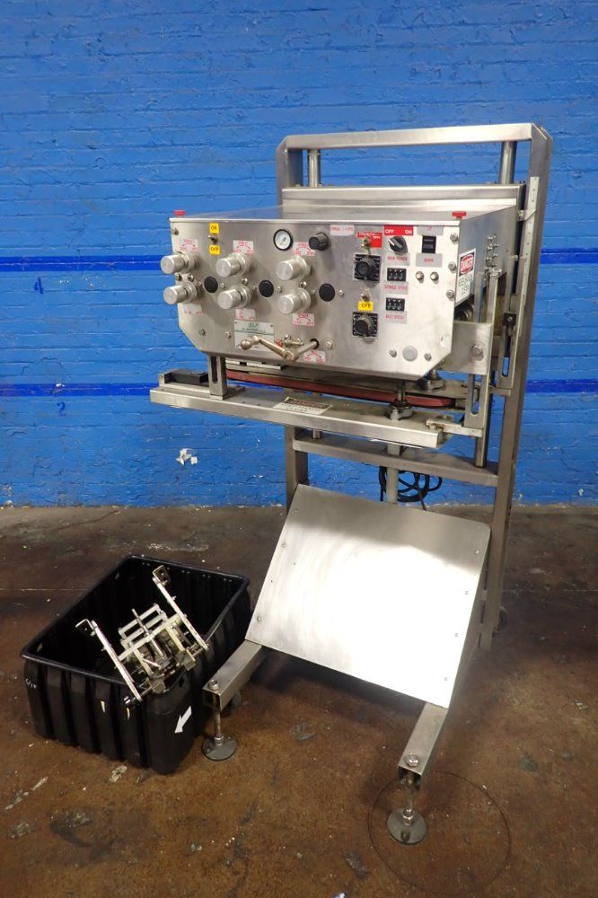 Elf Machinery 30" Capper - Act600l