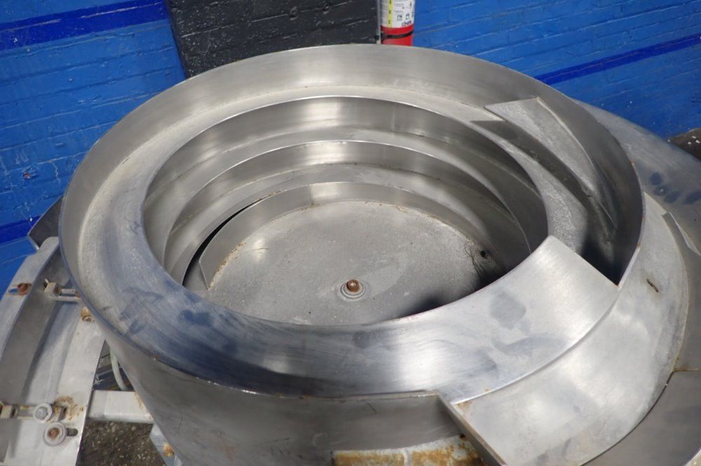 Elf Machinery Vibratory Bowl Feeder