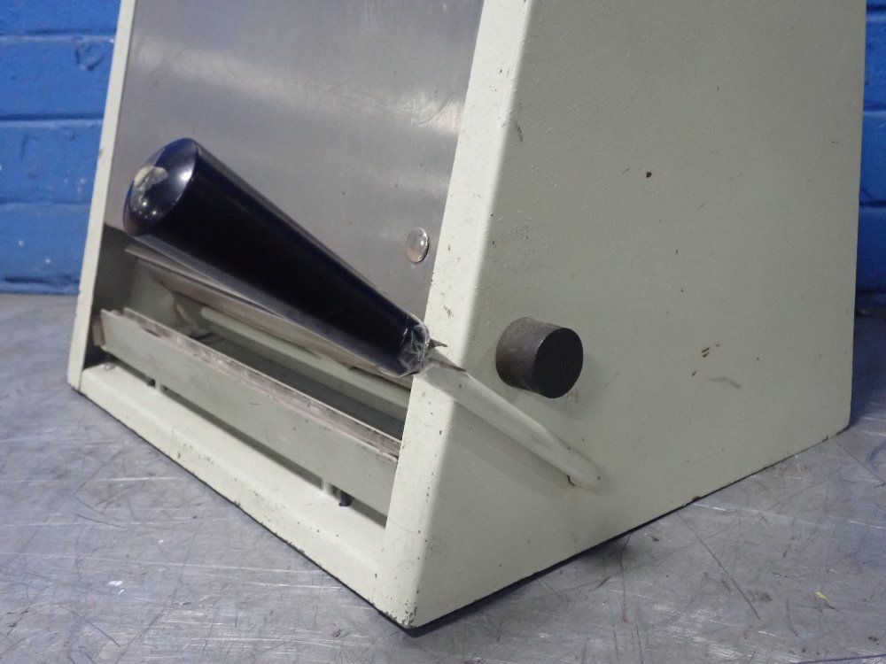 Automated Packaging Bag Sealer