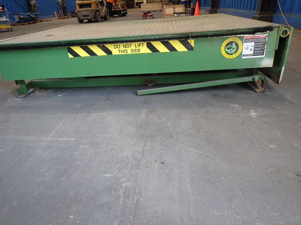 Cm Kelley 1000lbs Dock Levelers