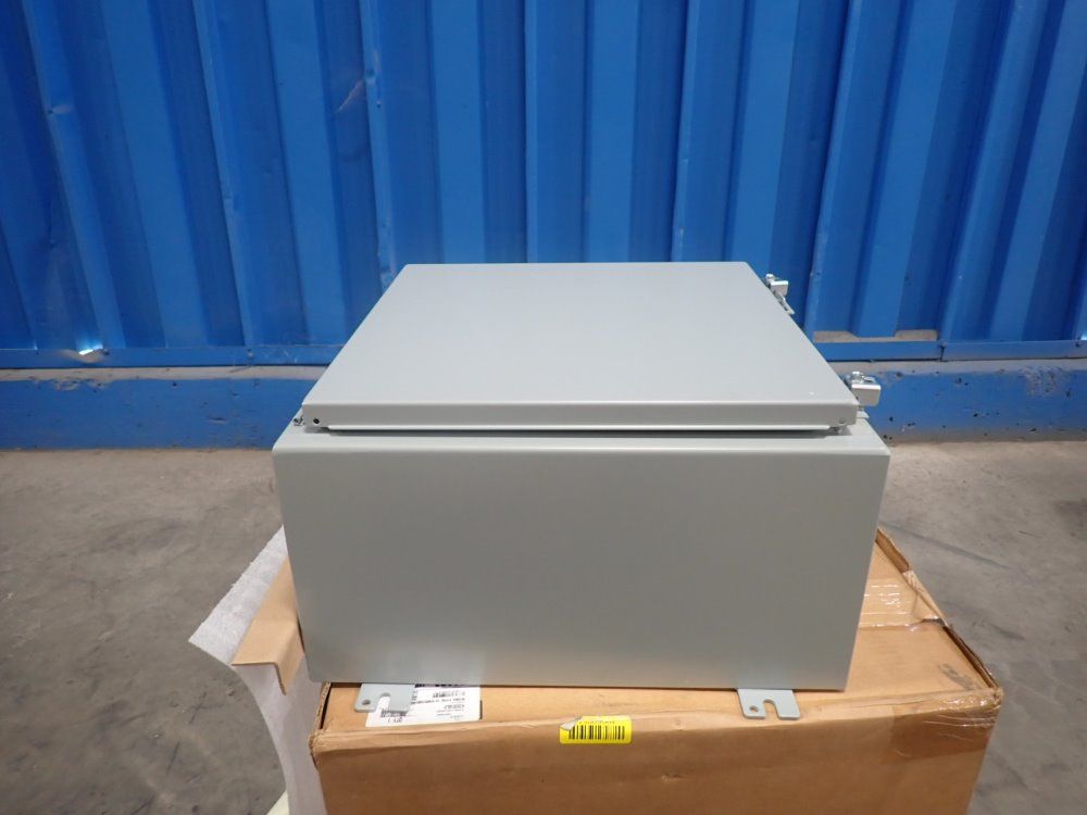 Hoffman 20" X 10" X 20" Industrial Electrical Control Panel Enclosure - A202010lp