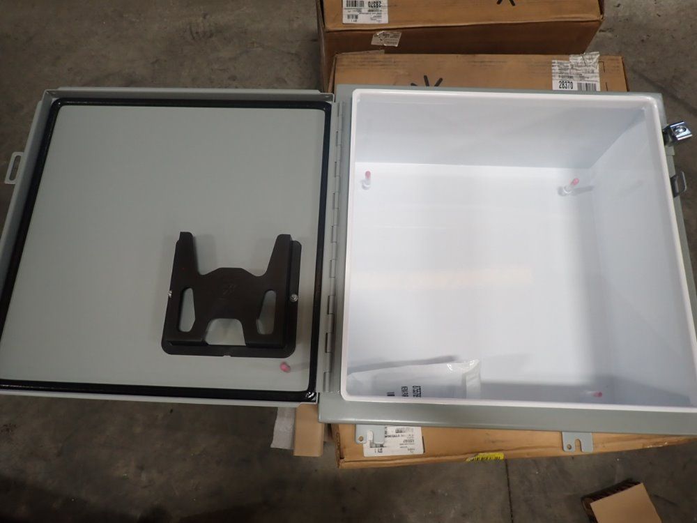 Hoffman 20" X 10" X 20" Industrial Electrical Control Panel Enclosure - A202010lp