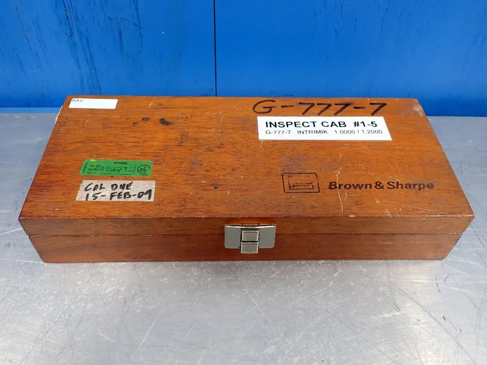 Brown & Sharpe 1.0-1.2", .0002" Inc Inside Diameter Micrometer - 599-281-12