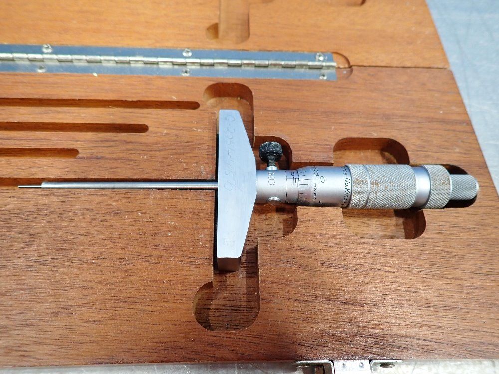 Brown & Sharpe 0-3", .001" Increments Depth Micrometer - 603