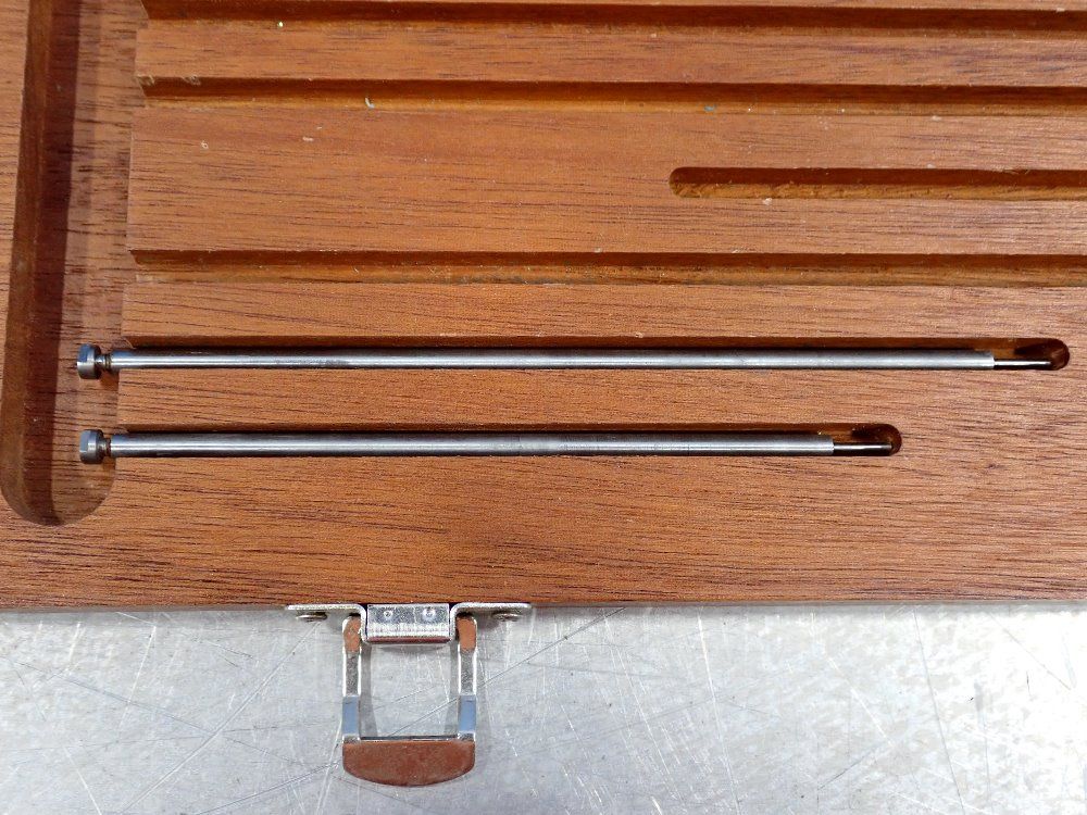 Brown & Sharpe 0-3", .001" Increments Depth Micrometer - 603