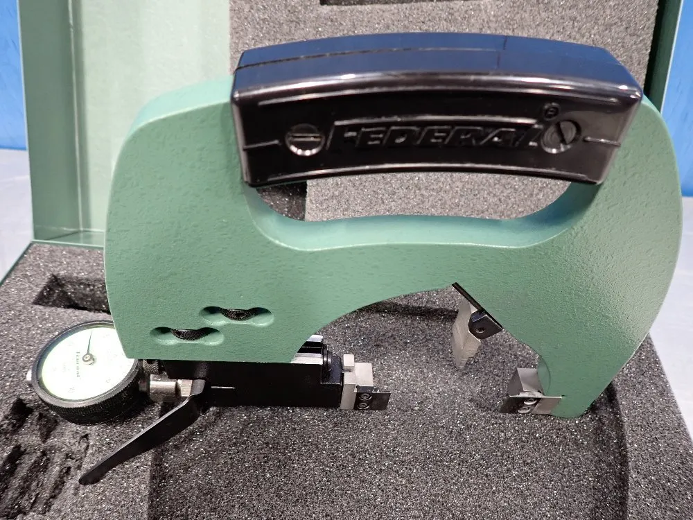 Federal 2-3", .0005" Dial Snap Gage - B5m, 300p-33