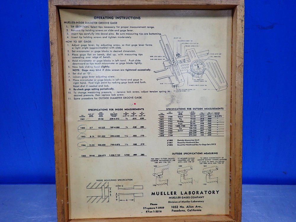 Mueller Gage Co .0005" Dial Groove Caliper - 1900 Series