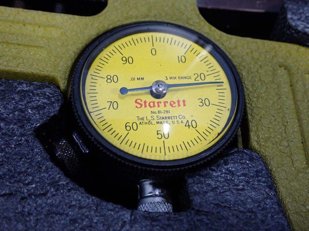 Mueller 3mm, .01mm Dial Groove Caliper - 1900 Series