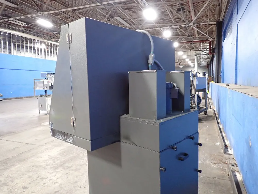 Diversified 46" X 22" Paint/fume Booth - Maxflow Fb2x4